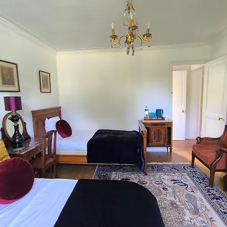 בית הארחה Domaine De Ris 3*