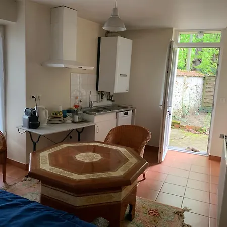 Pensjonat Domaine De Ris Ris-Orangis