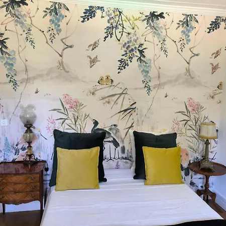 Πανσιόν Domaine De Ris 3*