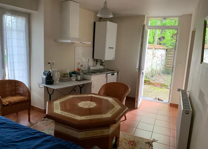 Pensjonat Domaine De Ris Ris-Orangis